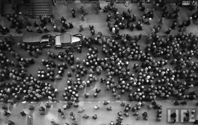 1930 - Hats in Garment District